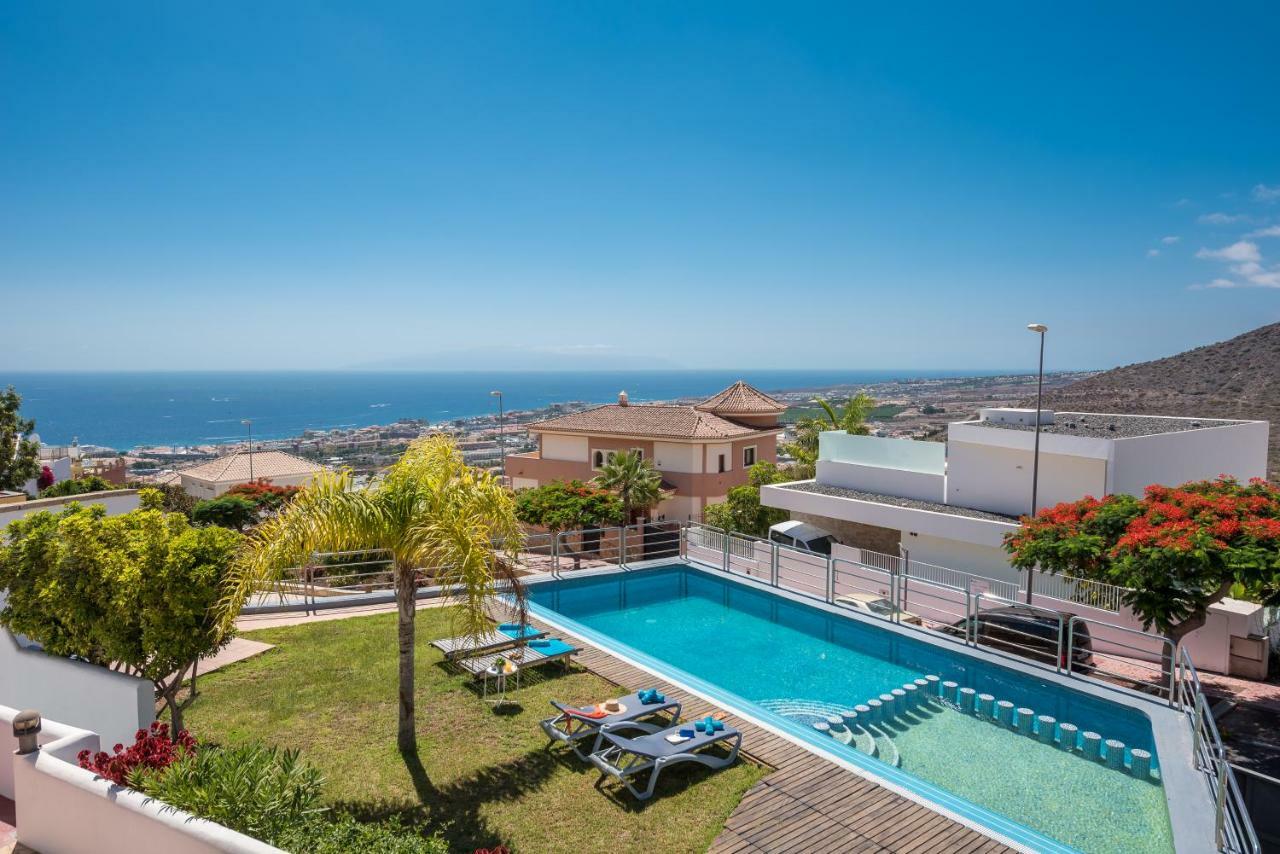 2 Charming Villa Private Pool And Sea View Costa Adeje  Luaran gambar